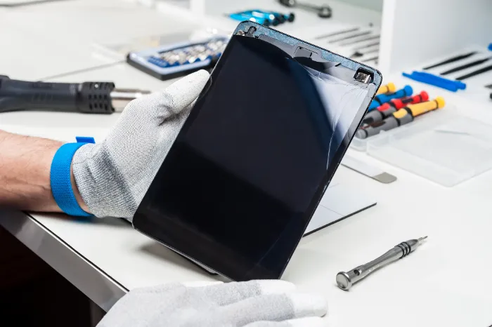 The Risks Of Using Third-party Parts For Ipad Screen Repairs Dearborn MI The Risks Of Using Third-party Parts For Ipad Screen Repairs Dearborn MI